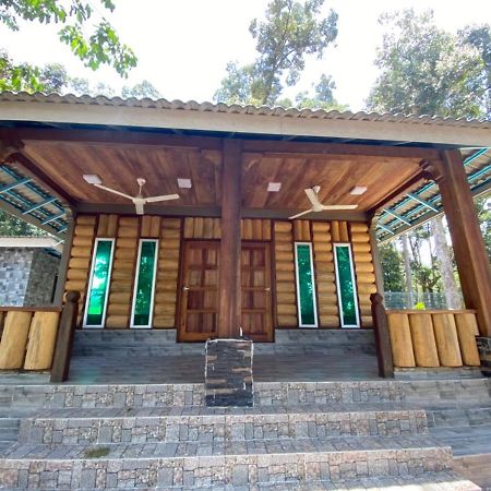 Homestay Dusun Ana Balun Slim River Eksteriør bilde