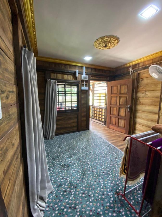 Homestay Dusun Ana Balun Slim River Eksteriør bilde
