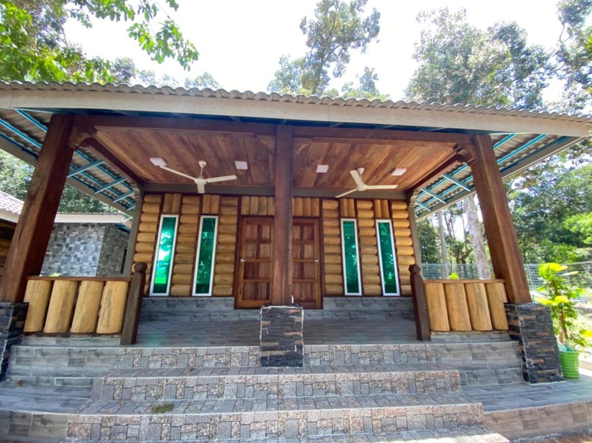 Homestay Dusun Ana Balun Slim River Eksteriør bilde